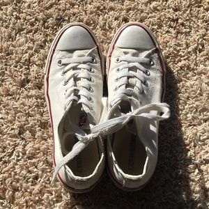 White all star converse